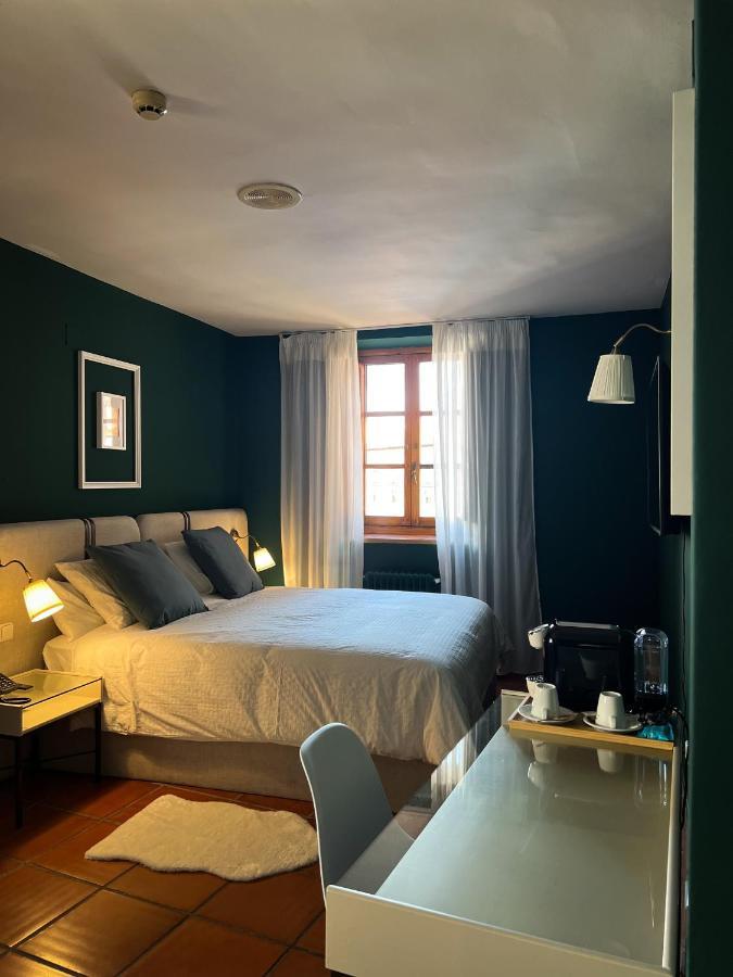 Hotel Aura Molina De Aragon Extérieur photo
