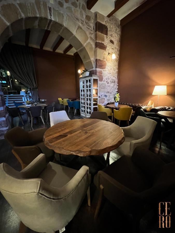 Hotel Aura Molina De Aragon Extérieur photo